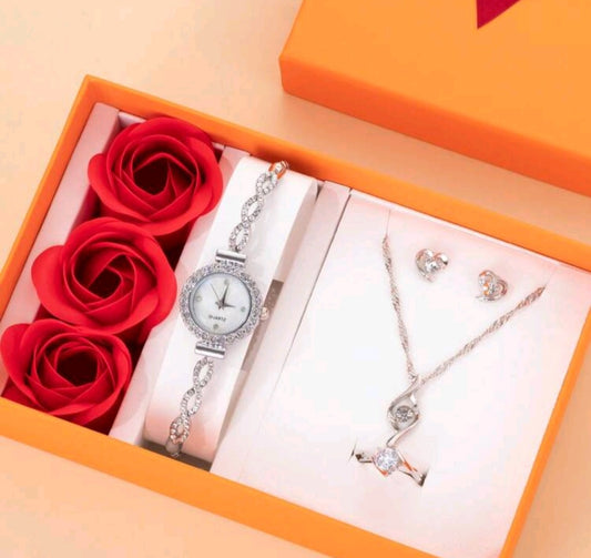 Jewelry Gift Set With Box and Roses