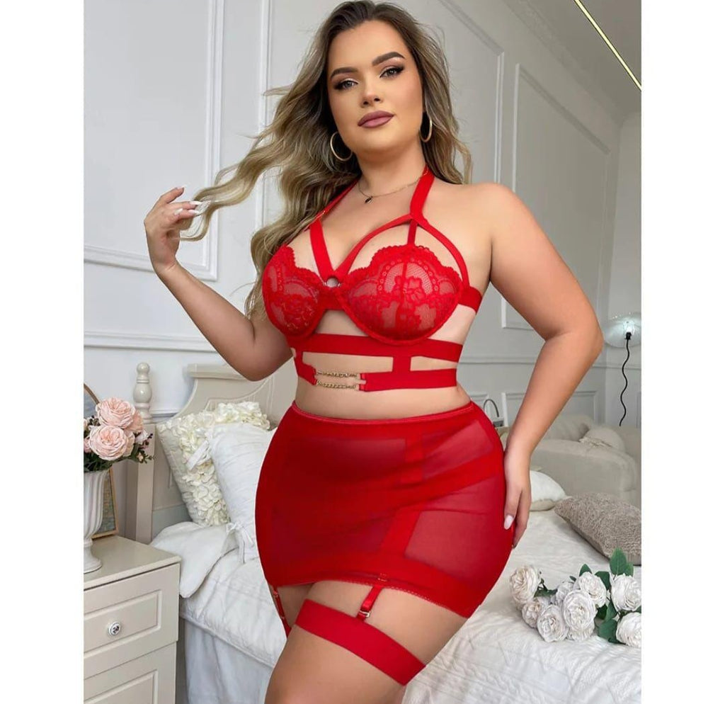 Sexy Lace And Chains Plus Size Lingerie Set