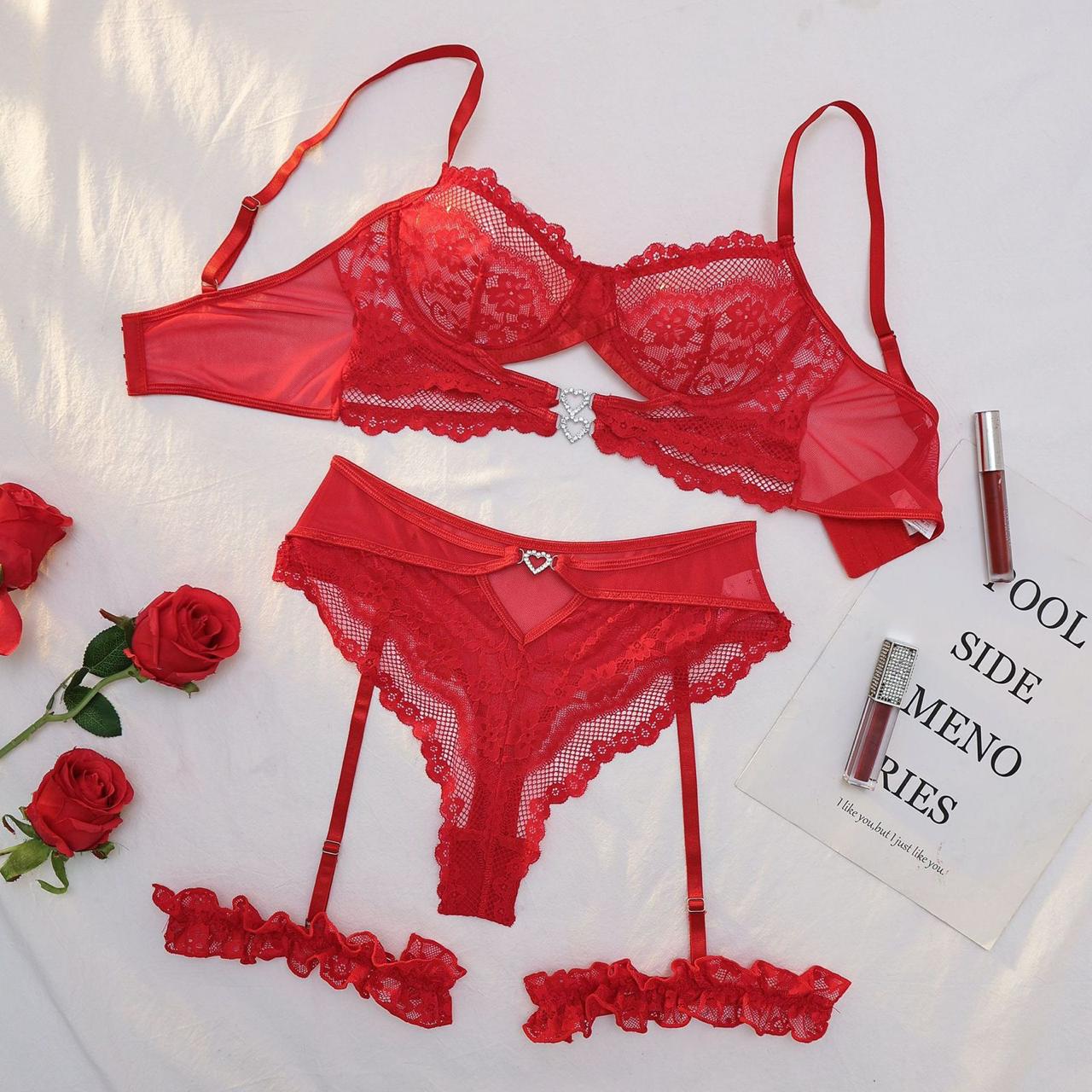 Lace & Frills Lingerie set
