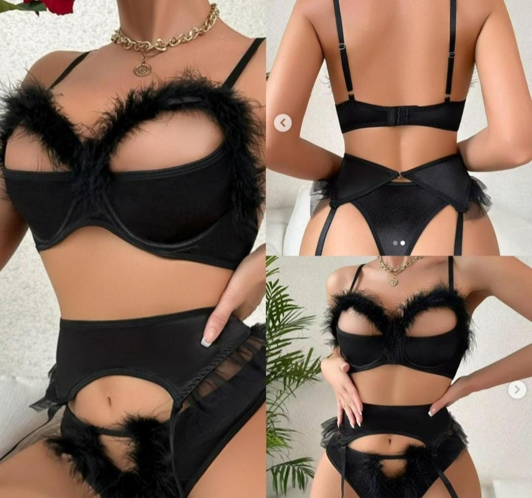 Fluffy babe lingerie set